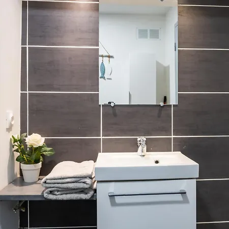 Апартаменты T1 Lumineux - 5 Min Gare Du Mans *